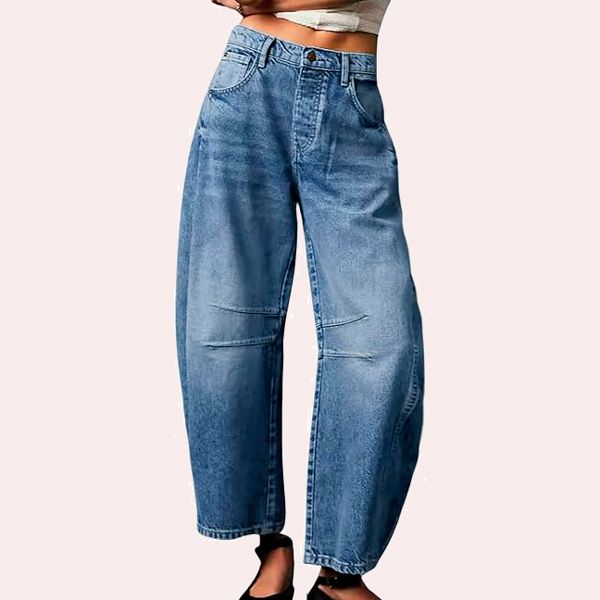 Jeans de pernera curvada para mujer