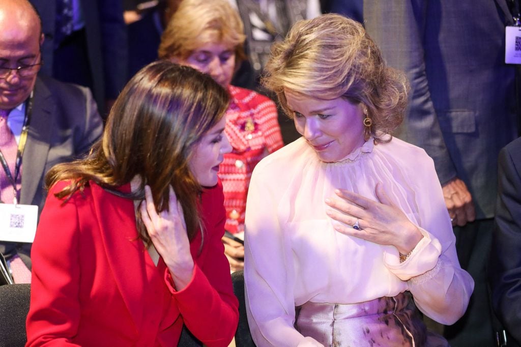 Matilde de Bélgica y la reina Letizia en 2018 en Bruselas
