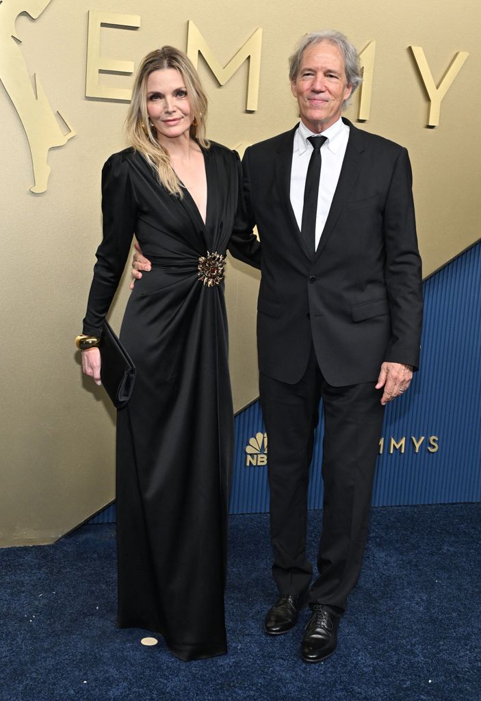 Michelle Pfeiffer y David E. Kelley
