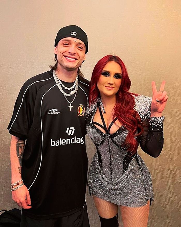 Peso Pluma y RBD