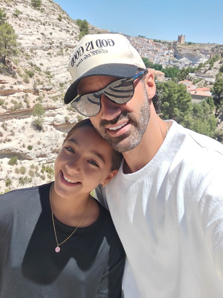 Toni Costa y Alaïa, felices en sus vacaciones