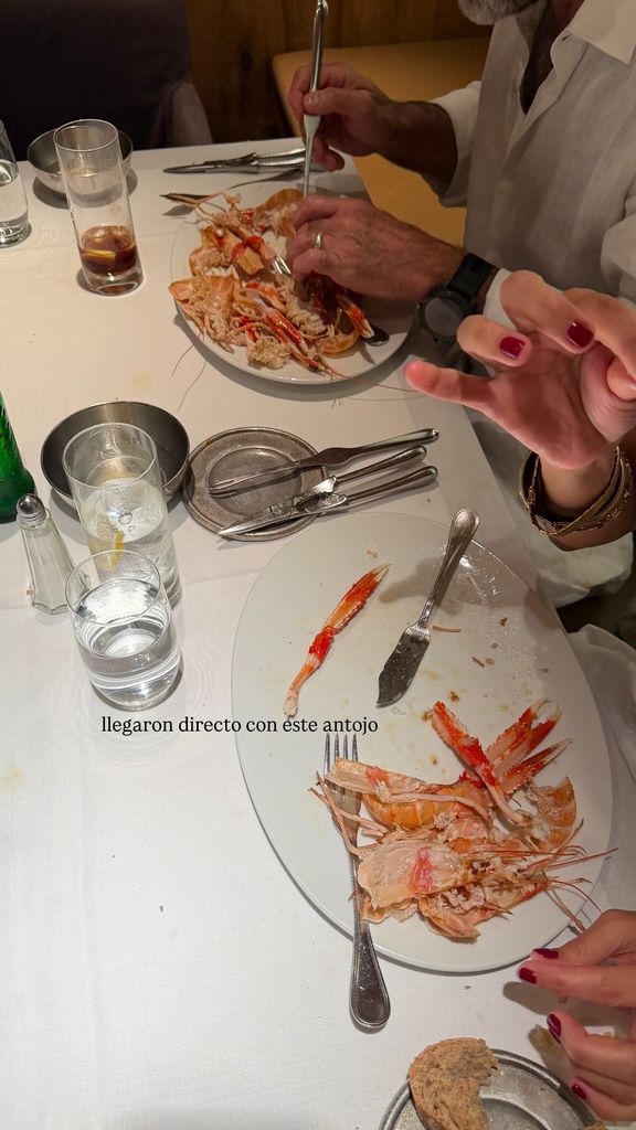La familia de inmediato se fue a probar la comida española