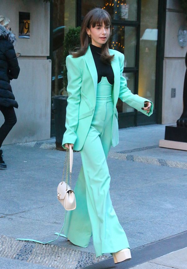 lily-collins-traje-verde