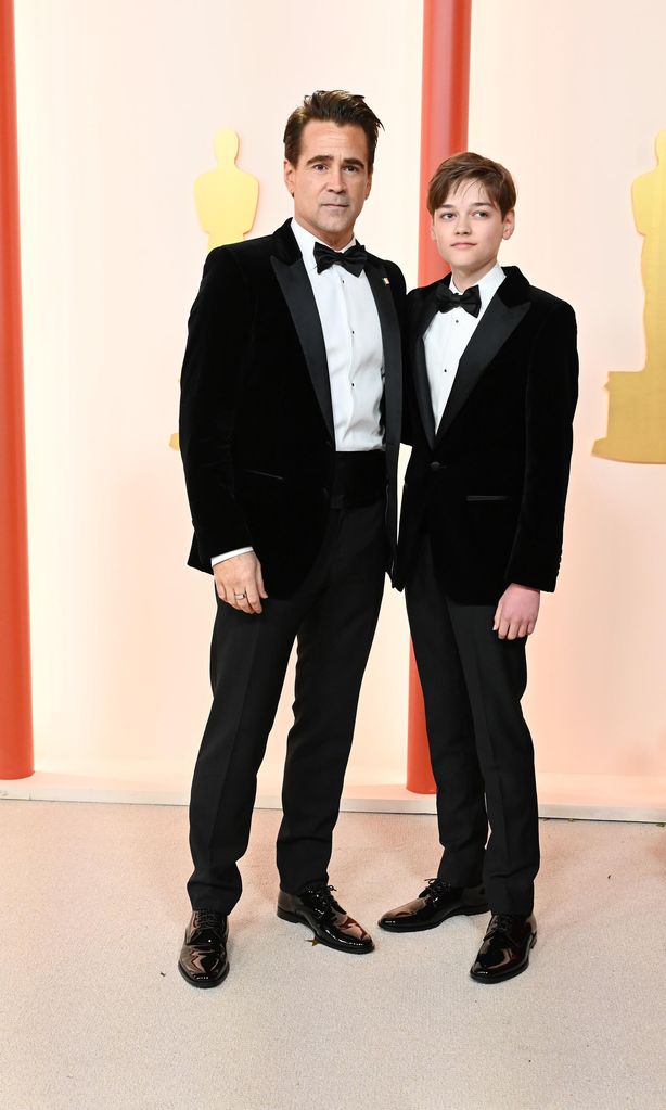 Colin Farrell y su hijo Henry en los Oscar 2023