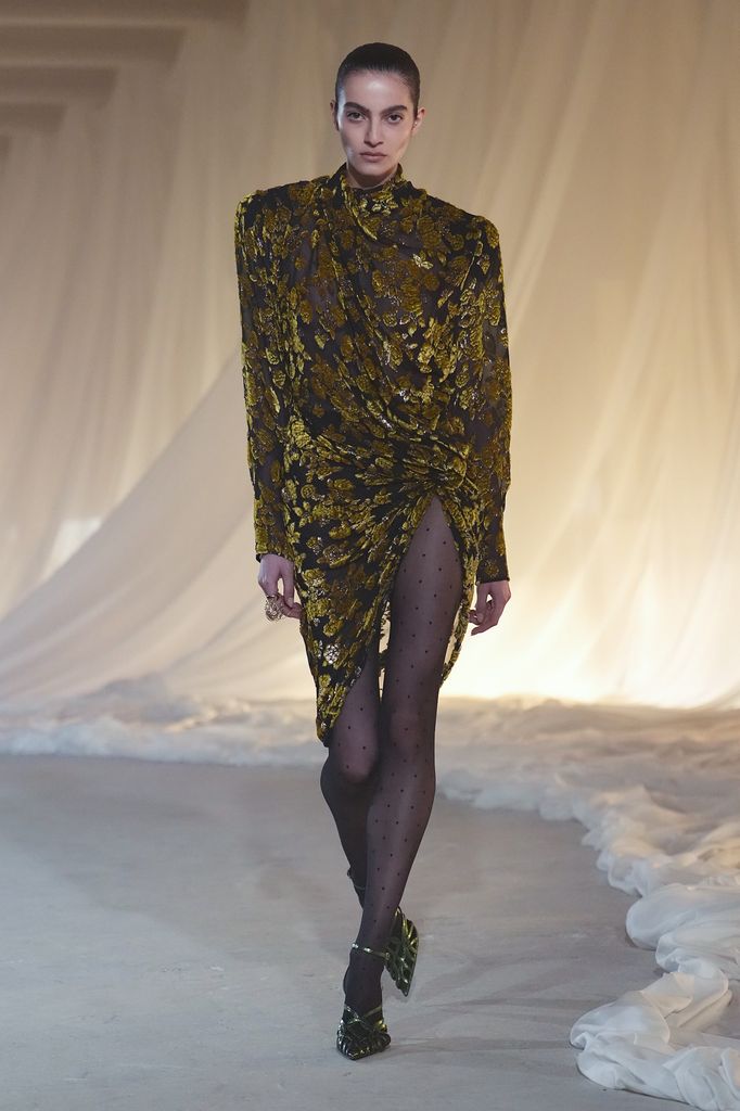 Paris Fashion Week: Balmain Otoño/Invierno 2026-2027
