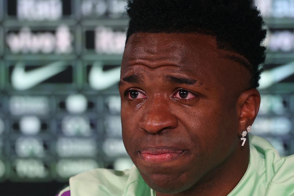 Vinícius Jr. con lágrimas en los ojos