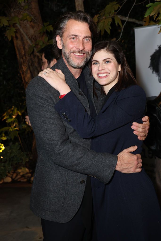 Andrew Form y Alexandra Daddario se conocieron en durante la pandemia y se casaron en 2022