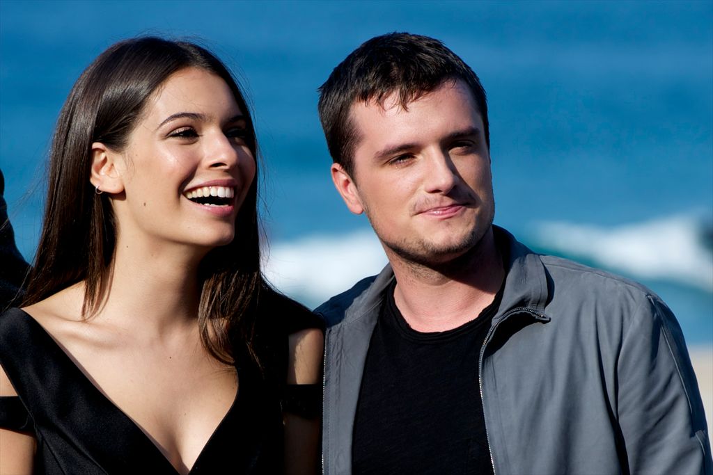 Claudia Traisac y Josh Hutcherson en la presentación de 'Escobar: Paradise Lost' en el Festival de San Sebastián de 2014