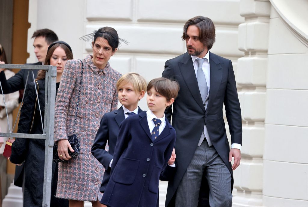 Carlota Casiraghi y sus dos hijos, con su exmarido Dimitri Rassam