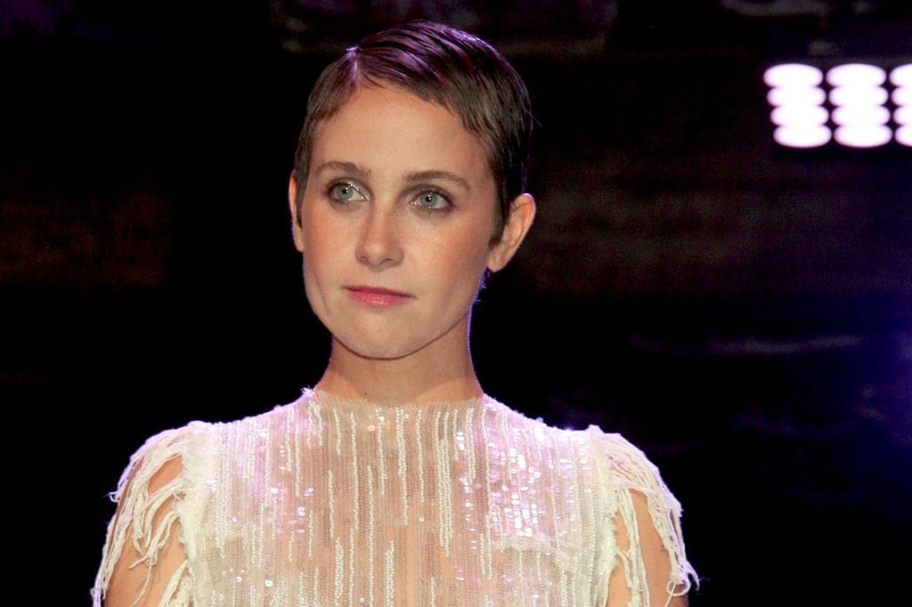 En la historia Tamara tiene se enfrenta a la ansiedad y al trastorno límite de personalidad.