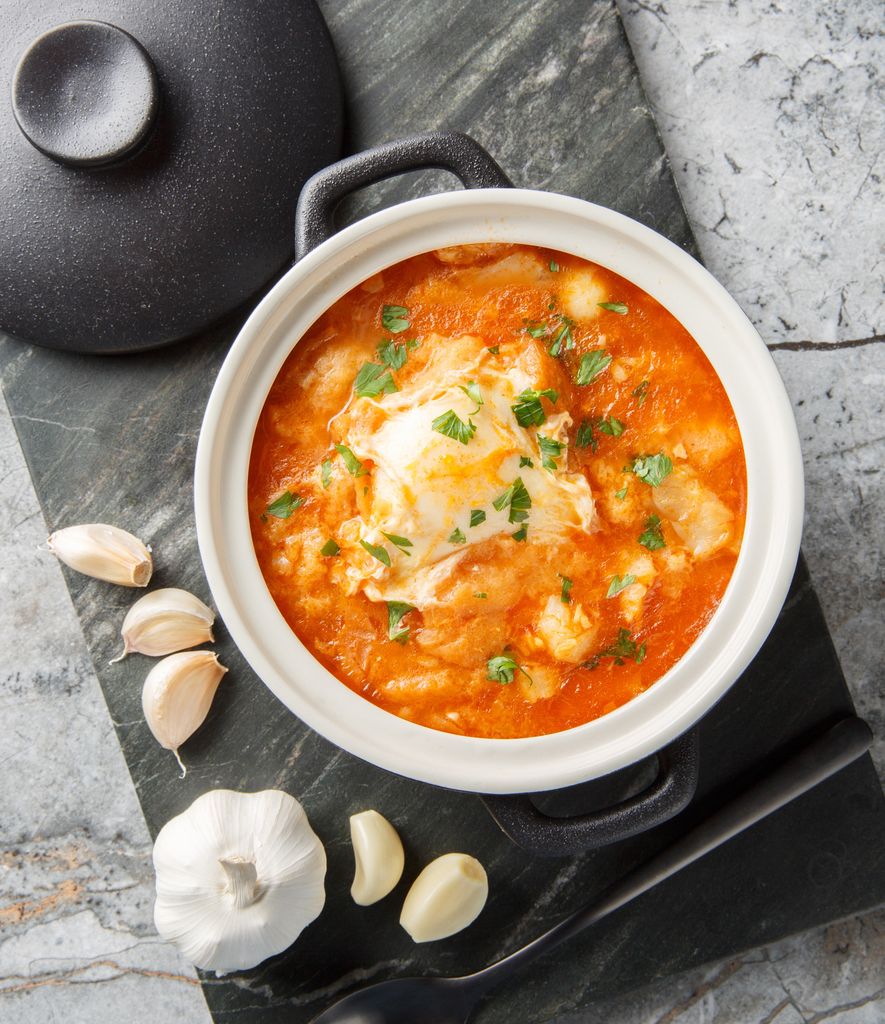Zurrukutuna, sopa de ajo y bacalao típica del País Vasco.
