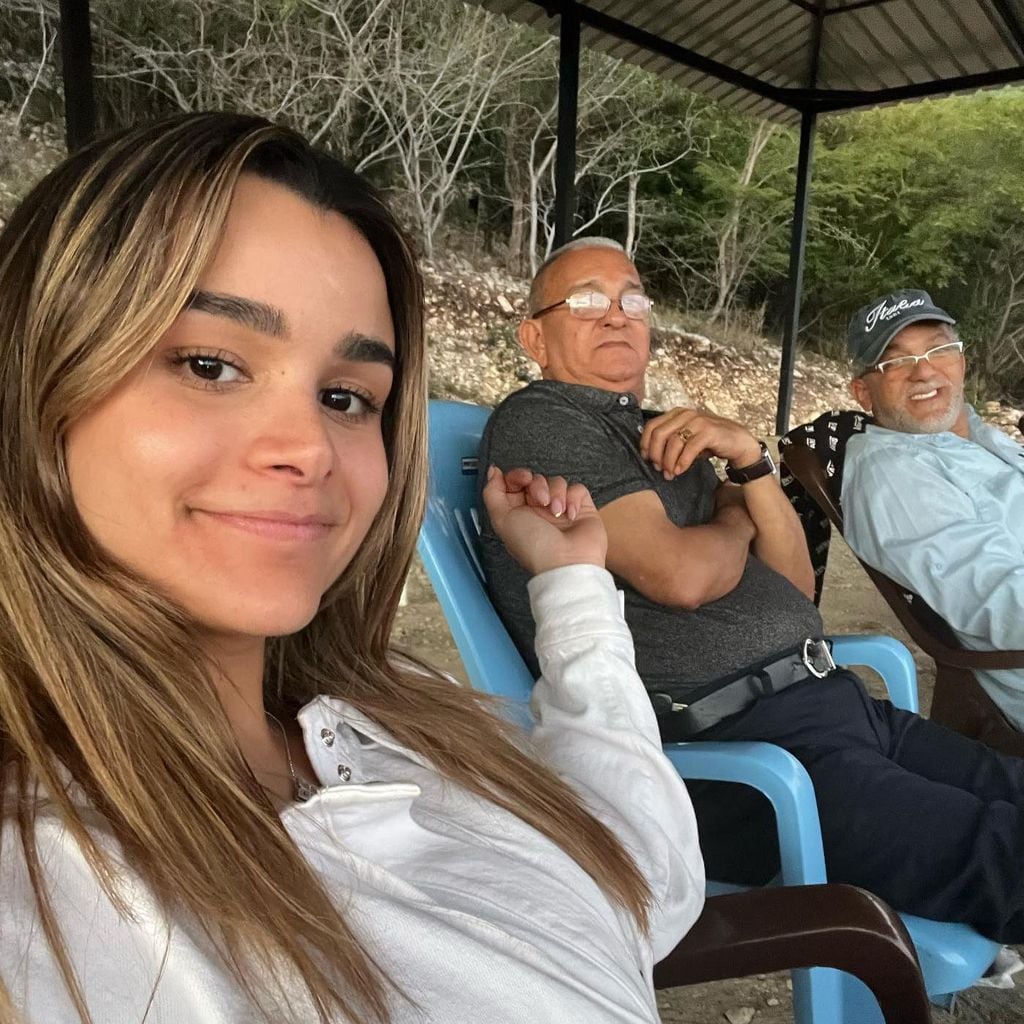 Clarissa y su papá. Domingo Molina