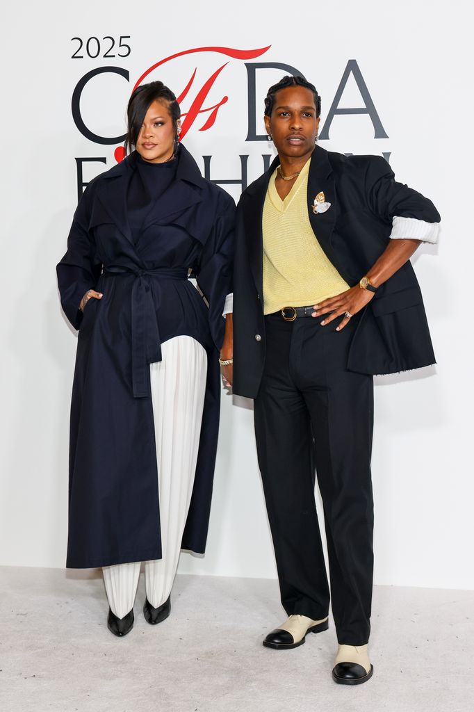 Rihanna llevó Alaïa y A$AP Rocky Chanel.