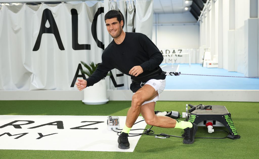 Sesión de entrenamiento de Carlos Alcaraz en El Palmar para preparar el Open de Australia de 2026.
