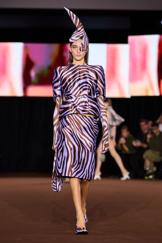 Paris Fashion Week: desfile de Mugler (Primavera/Verano 2027)