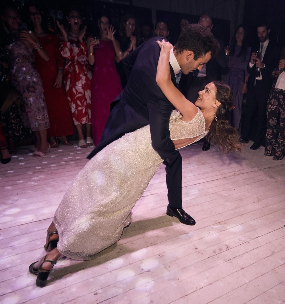Novia viral Marta con vestido de Irene Toledano