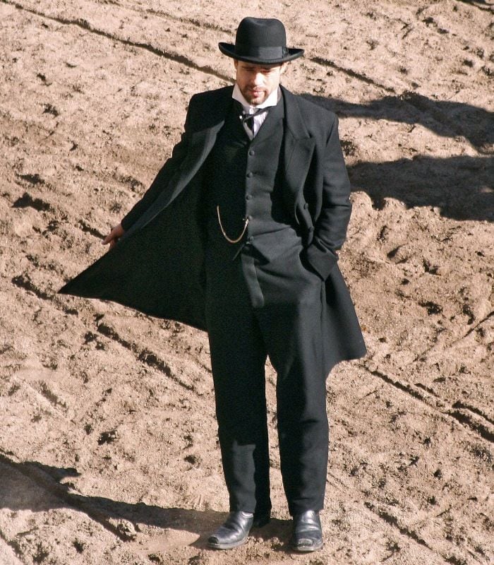 Brad Pitt en el rodaje de  'El asesinato de Jesse James por el cobarde Robert Ford'