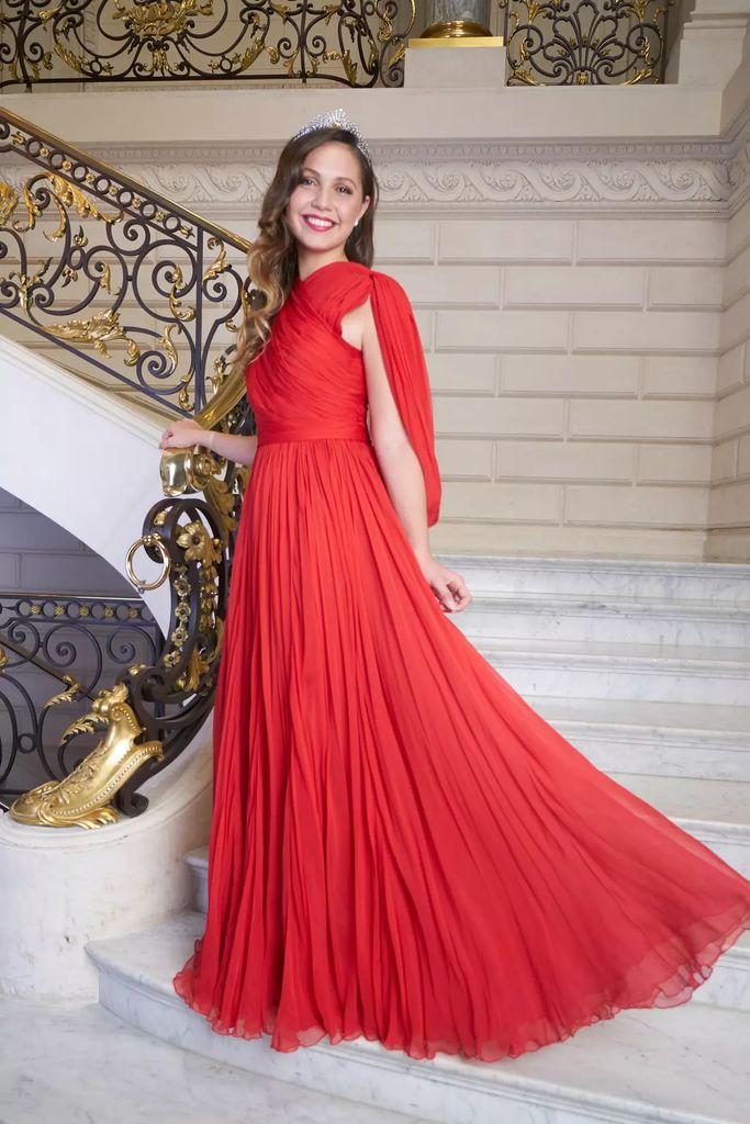 Louise d'Orléans en Le Bal, el baile de debutantes de París, 2019.