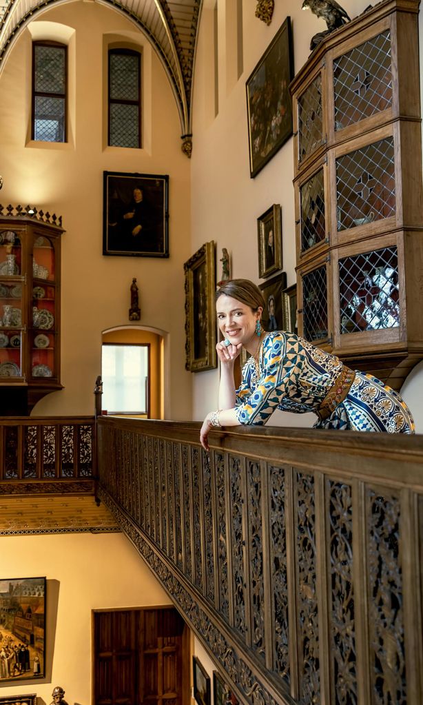 Casa Brujas HOLA 4168