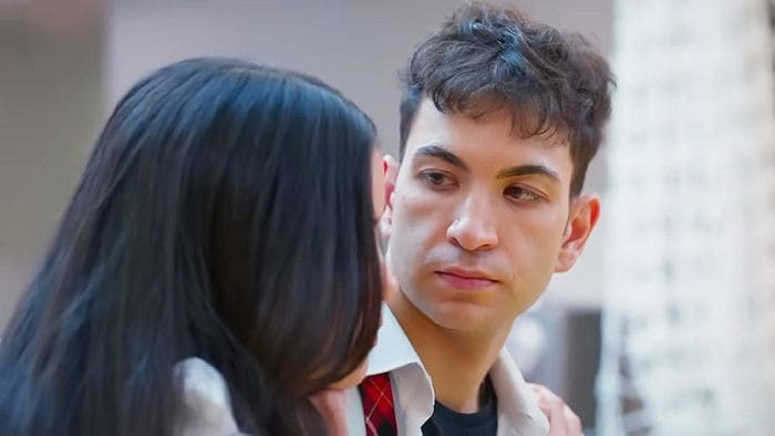 'Hermanos': Tolga sabe que no tiene nada que hacer con Yasmin y, como ella le ha pedido, la va a ayudar a conquistar a Mahir