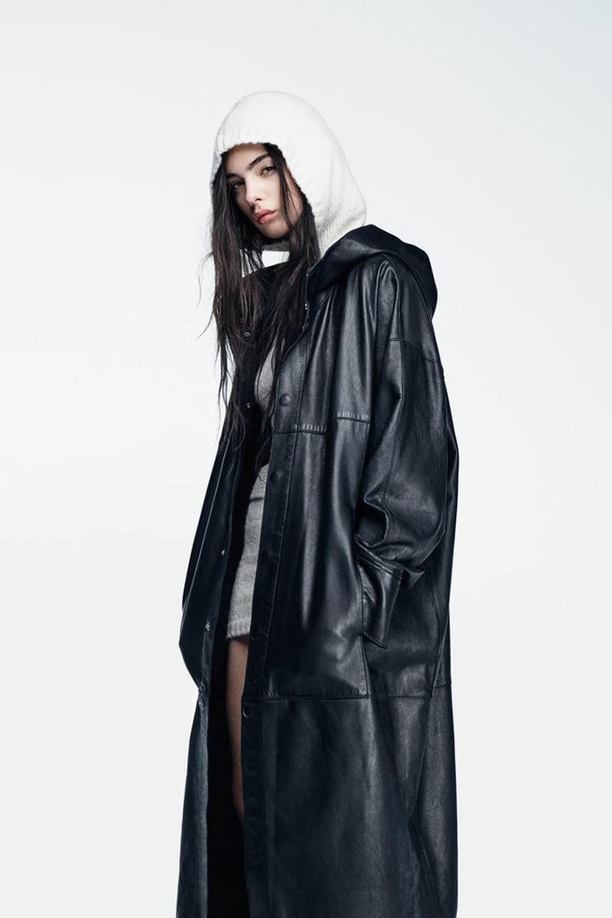 Zara ficha a Deva Cassel, hija de Monica Bellucci, para modelar su nueva colección