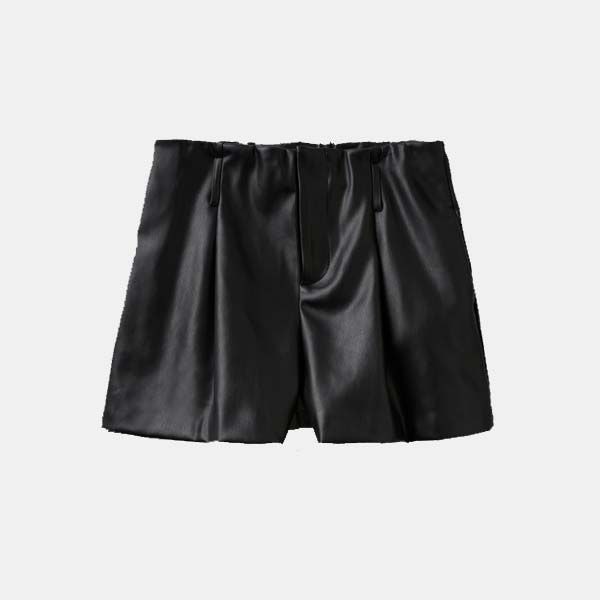 bermudas cuero benetton