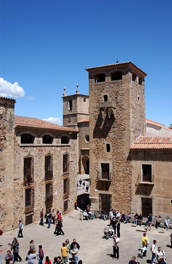 PlazaSan-Jorge-caceres