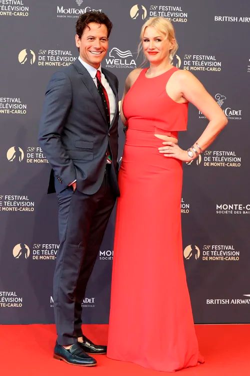 Ioan Gruffudd y su exmujer Alice Evans se divorciaron en 2021