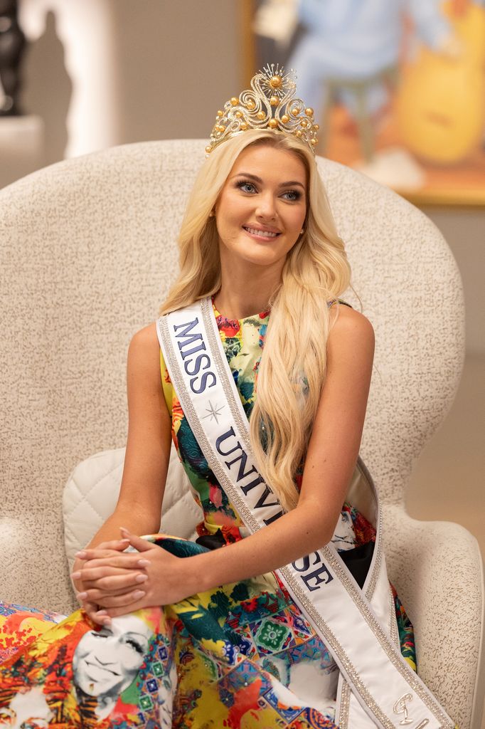 Miss Universe 2024 Victoria Kjaer Theilvig expresó públicamente su apoyo a Miss México.
