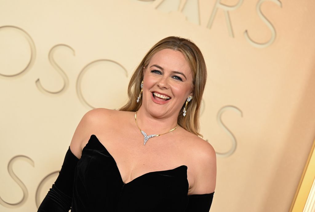 Alicia Silverstone volverá am meterse en la piel de Cher Horowitz en la secuela de 'Fuera de onda'