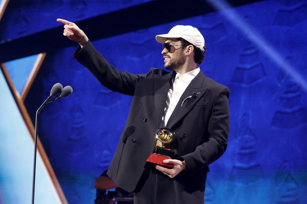 Bad Bunny obtuvo el Latin GRAMMY a Mejor Canción Urbana por "LA MuDANZA".