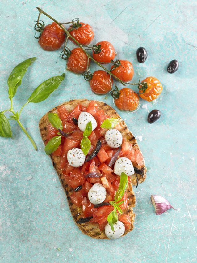 bruschetta-tomates-mozzarella
