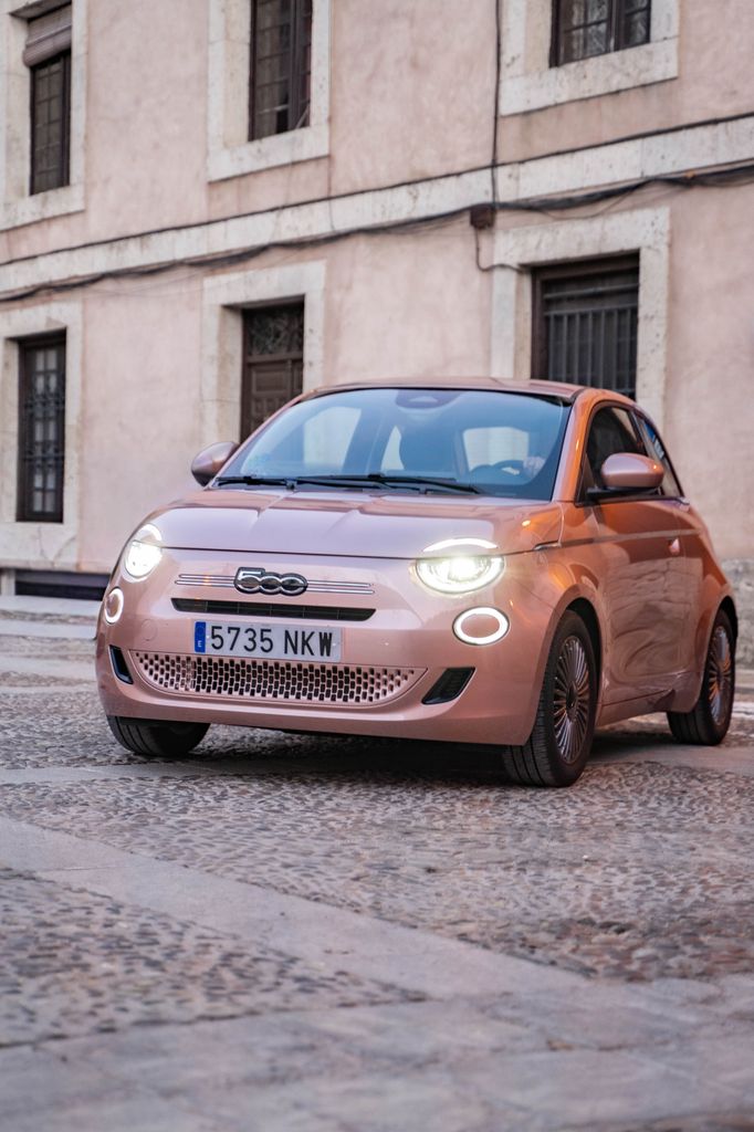 Nuevo Fiat 500 Híbrido. 