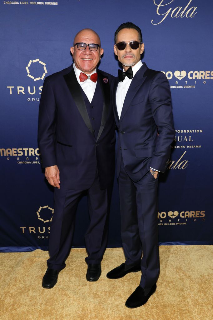 Henry Cárdenas y Marc Anthony en la 11a. gala anual de Maestro Cares 
