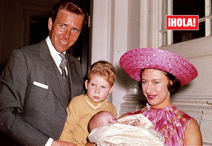 Entre lo 'real' y lo bohemio, así son Lord Snowdon y Lady Sarah Chatto, los hijos de la princesa Margarita