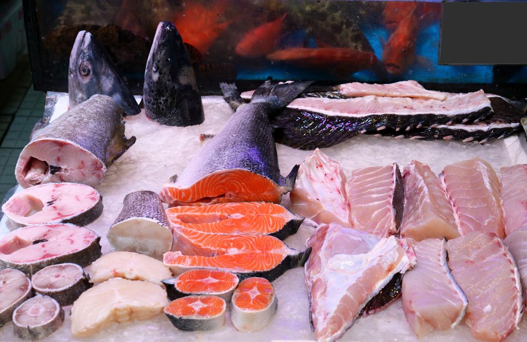 Hay pescados que se encuentran disponibles todo el año, y otros que tienen sus temporadas. Intenta optar por los segundos.