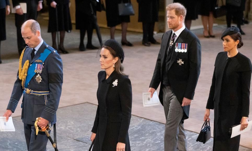 Príncipe William, Kate Middleton, príncipe Harry y Meghan Markle