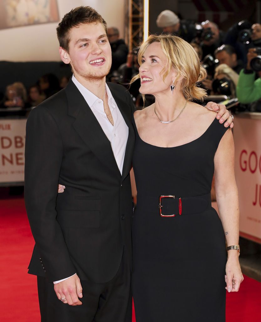 Kate Winslet y su hijo Joe Anders estrenan Goodbye June en Londres el 3 de diciembre de 2025