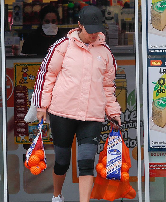 Paula Echevarría sale del supermercado