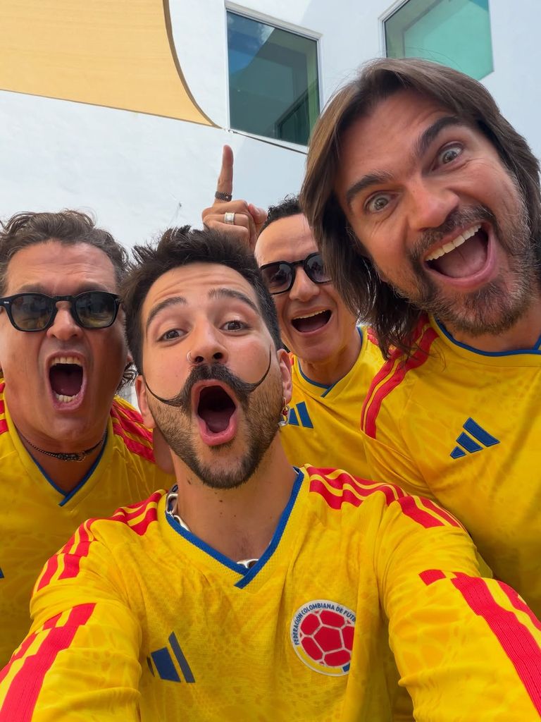 Cuatro exponentes colombianos: Carlos Vives, Camilo, Silvestre Dangond y Juanes.
