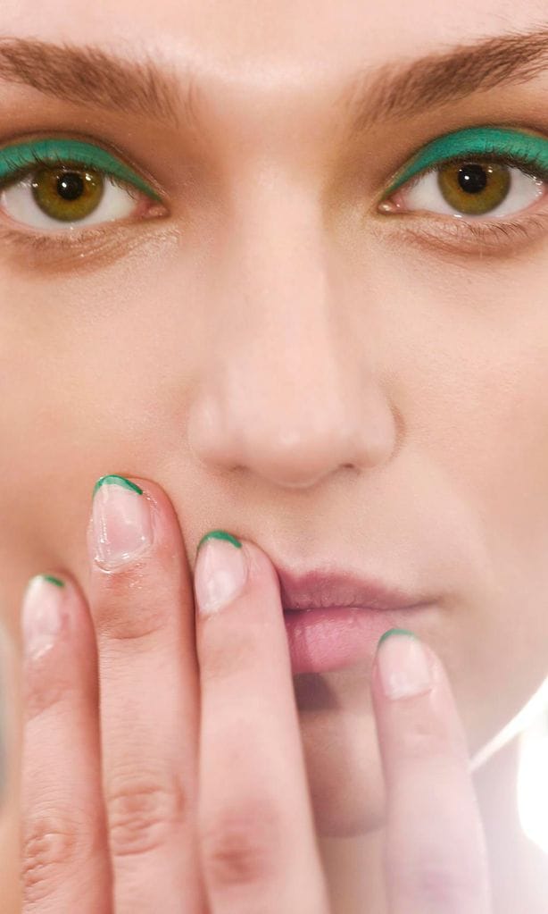 nails