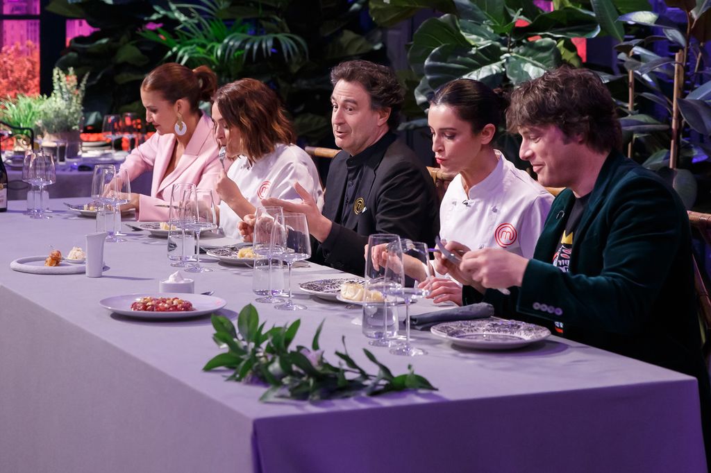 Toñi Moreno y Blanca Romero, invitadas esta noche