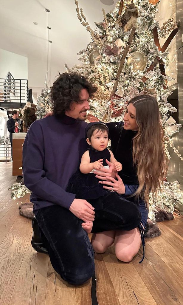 Alex Fernández y su familia