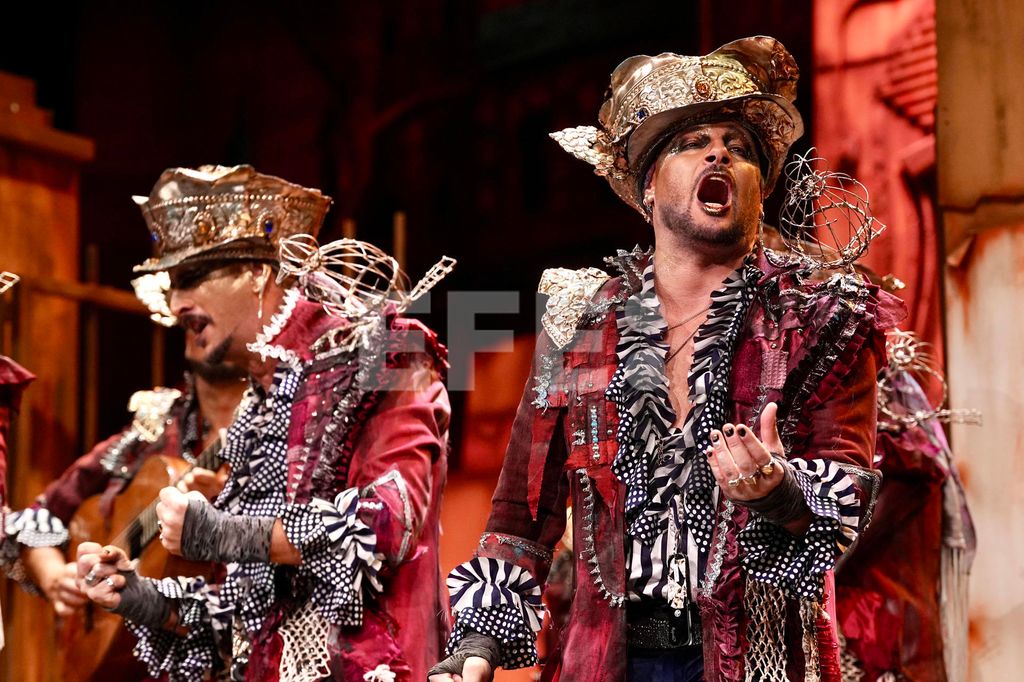 El cantante ha figurado como integrante de la comparsa ´El desguace´