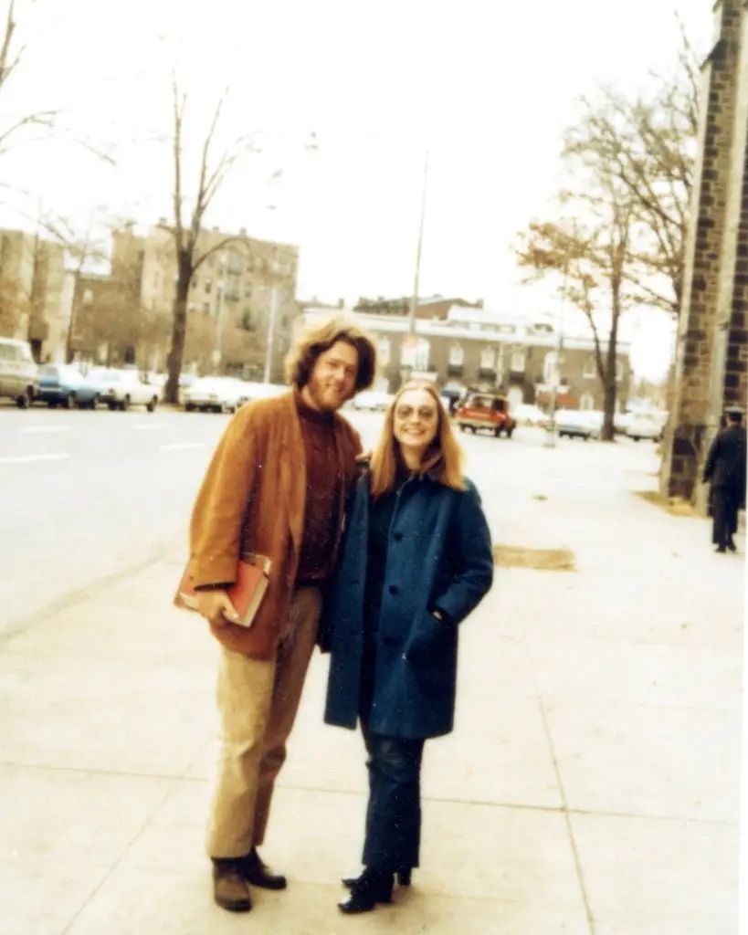 Bill Clinton luce irreconocible en fotos antiguas