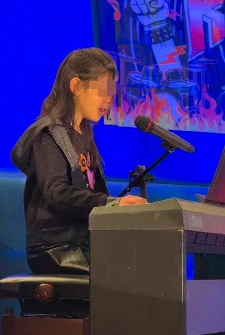Lola, la hija de Melendi y Julia Nakamatsu