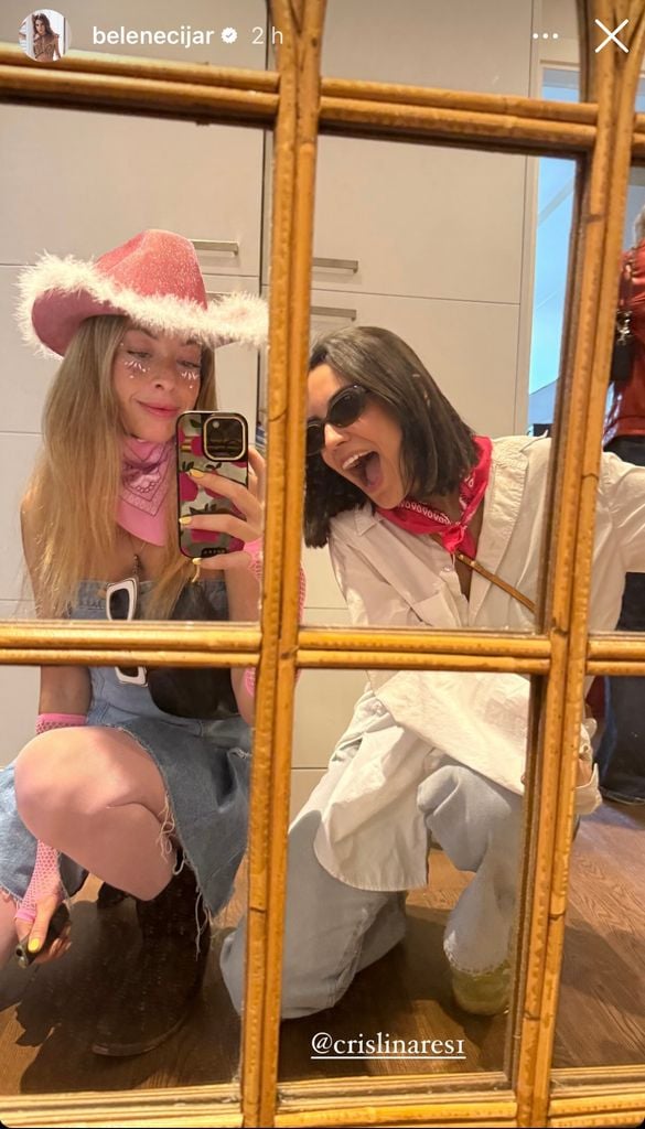 Belén Écija disfruta en Galicia de su segunda despedida de soltera convertida en Hannah Montana