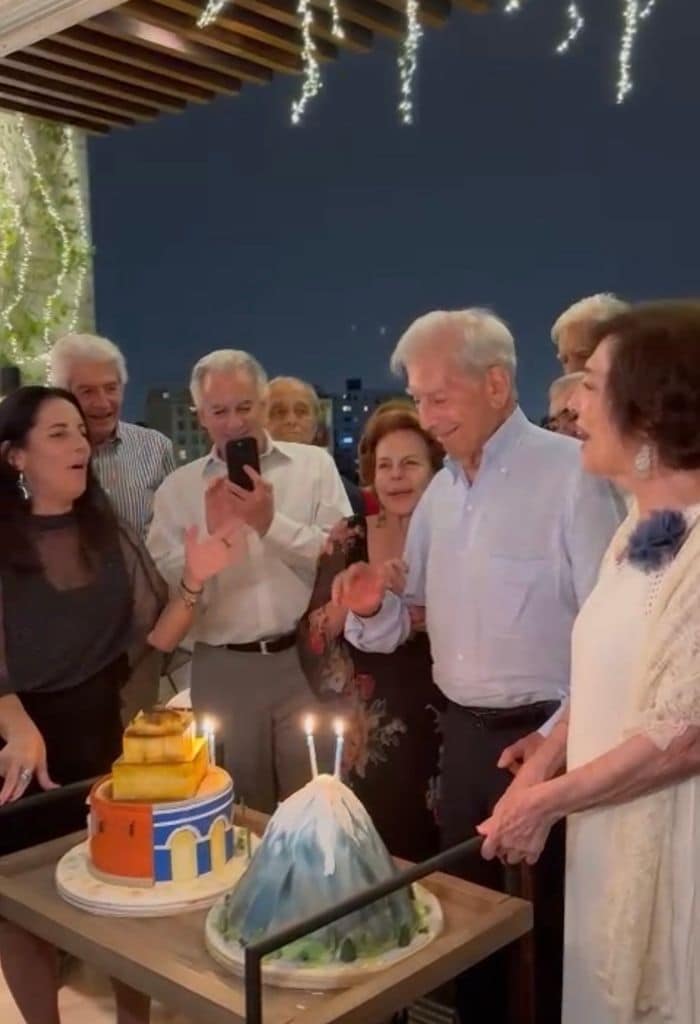 Las imágenes más familiares de Mario Vargas Llosa