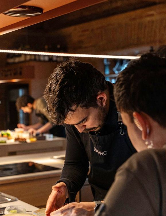 Carlos Casillas, chef del restaurante Barro.