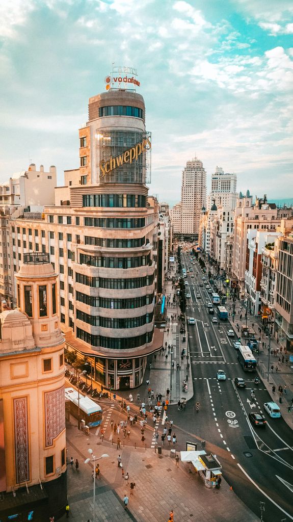 Vistas de una zona muy céntrica y algo bulliciosa de Madrid